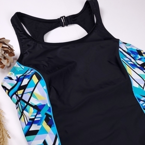 NEW Catalina Black Multicolored 1 Pc Swimsuit Size 12 / 14 - Picture 8 of 13